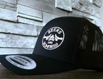 Load image into Gallery viewer, Classic Black Mesh Snapback Hat

